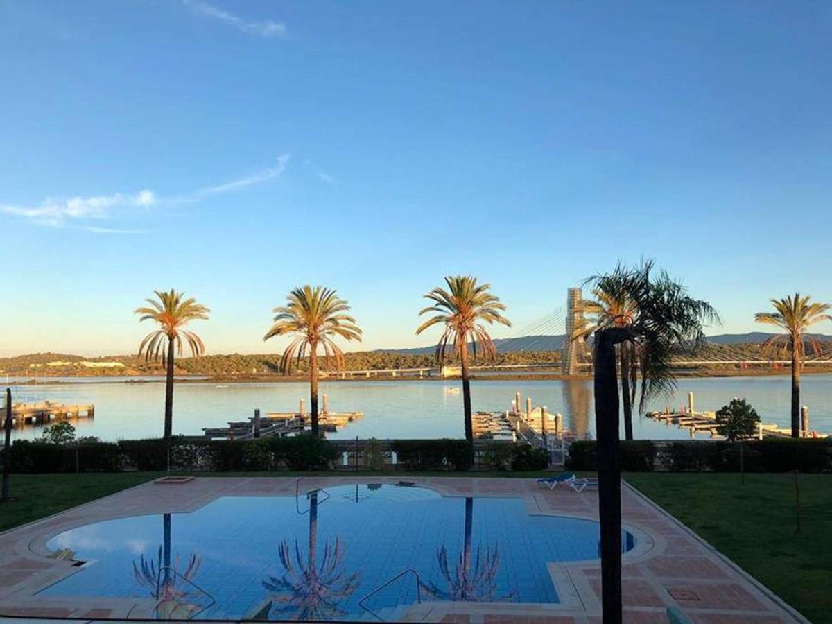 Charming Apartment In Estombar With Private Pool. Extérieur photo