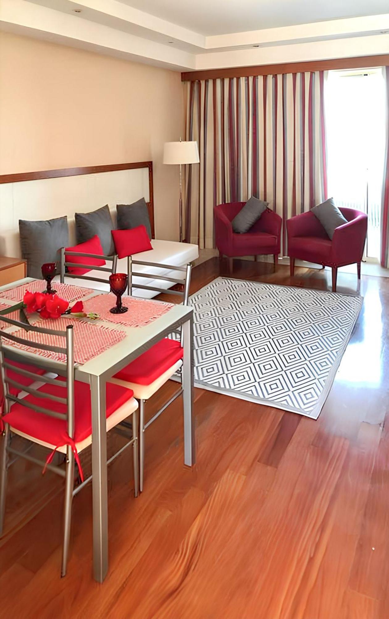 Charming Apartment In Estombar With Private Pool. Extérieur photo