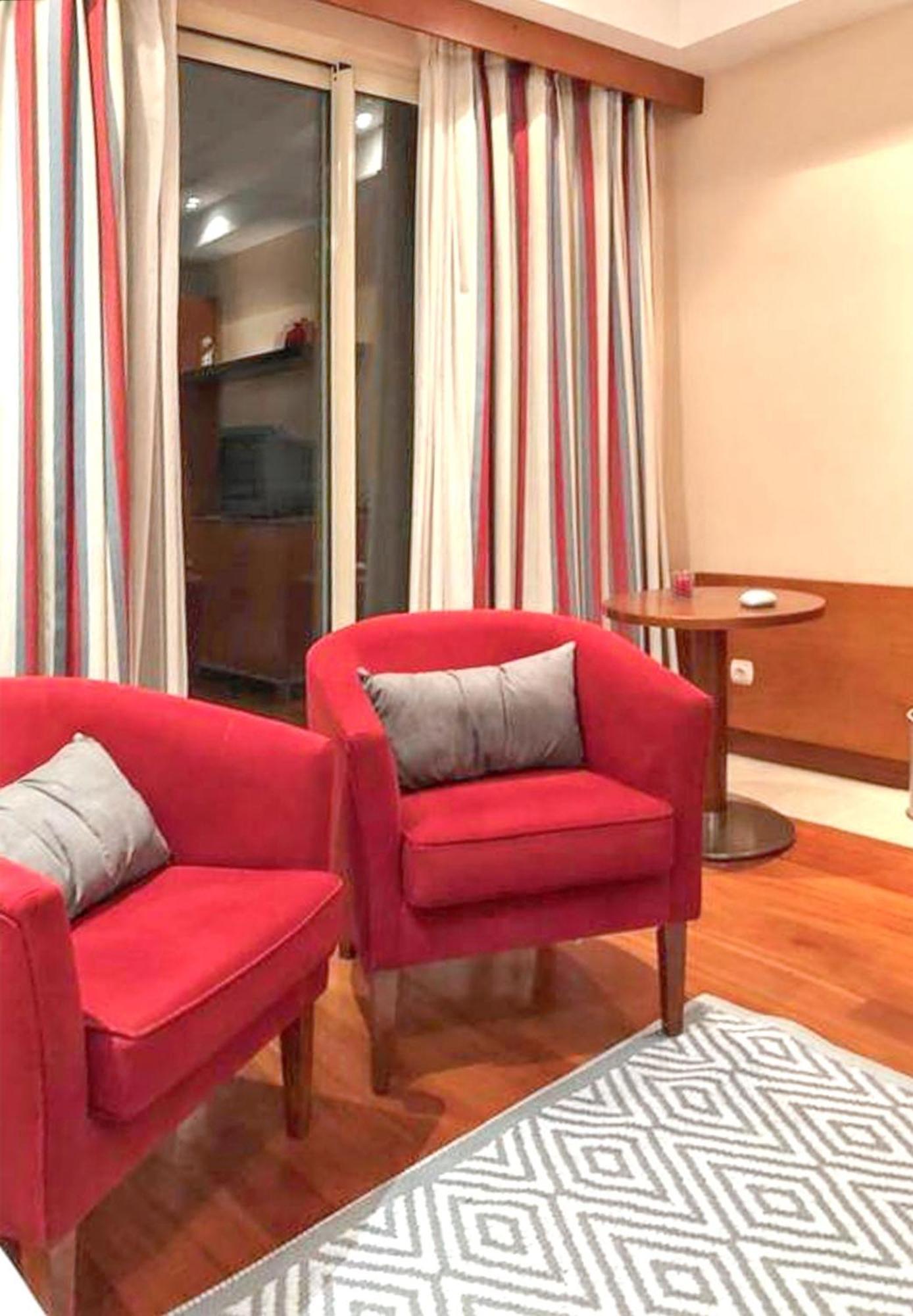 Charming Apartment In Estombar With Private Pool. Extérieur photo